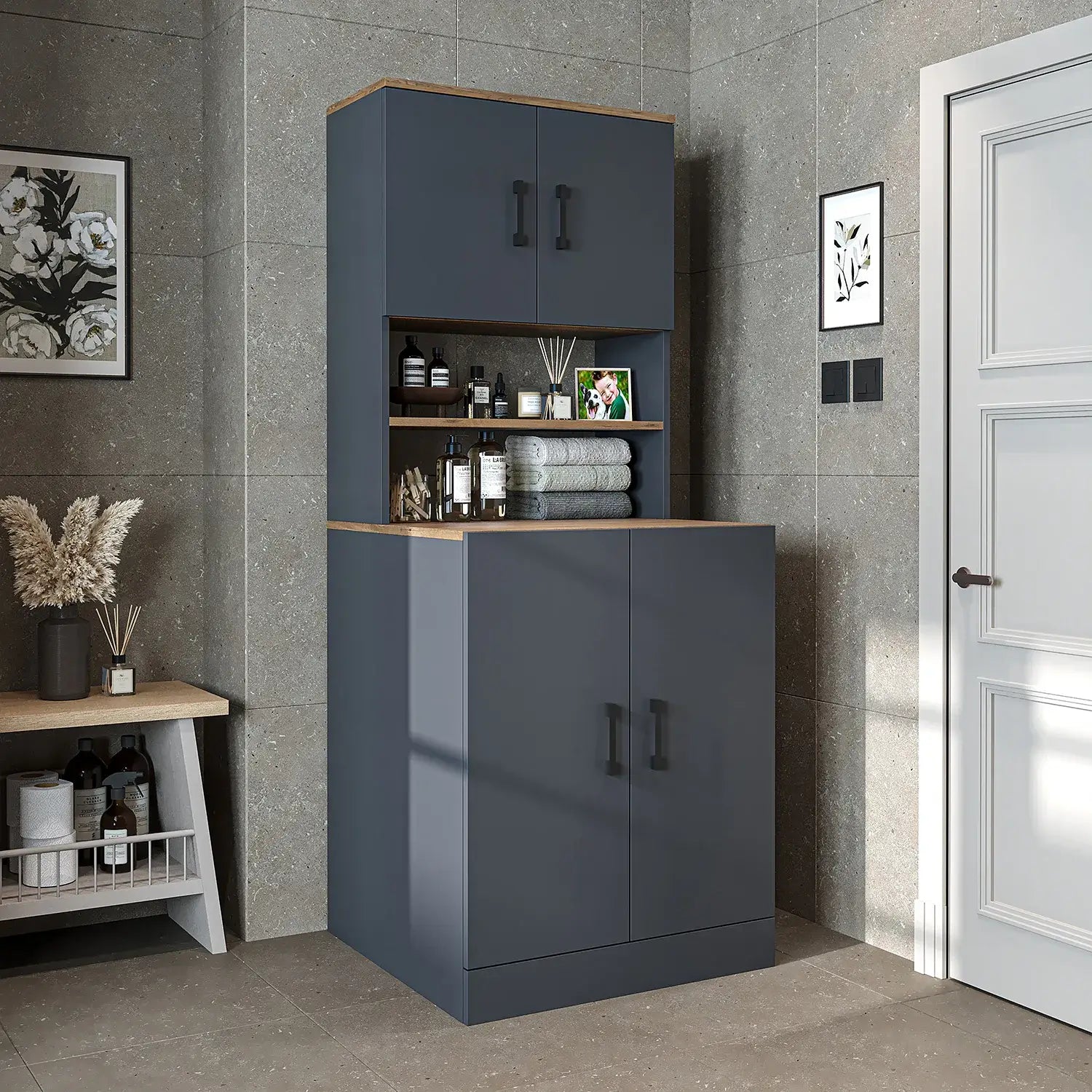 Şık ve işlevsel tasarımıyla bu çamaşır makinesi dolabı, çamaşır alanınıza estetik bir dokunuş katıyor.
Kapaklı bölmesiyle çamaşır makinenizi zarif bir şekilde gizlerken, açık rafları ve ek depolama alanlarıyla deterjan, mandal ve havlularınıza kolay erişim sağlıyor.
Düzeni ve pratikliği bir araya getiren bu tasarım, hem küçük hem de büyük alanlara uyum sağlayarak yaşamınızı kolaylaştırıyor.
Estetik ve fonksiyonelliği buluşturan yapısıyla çamaşır yıkama sürecini daha keyifli hale getiriyor.